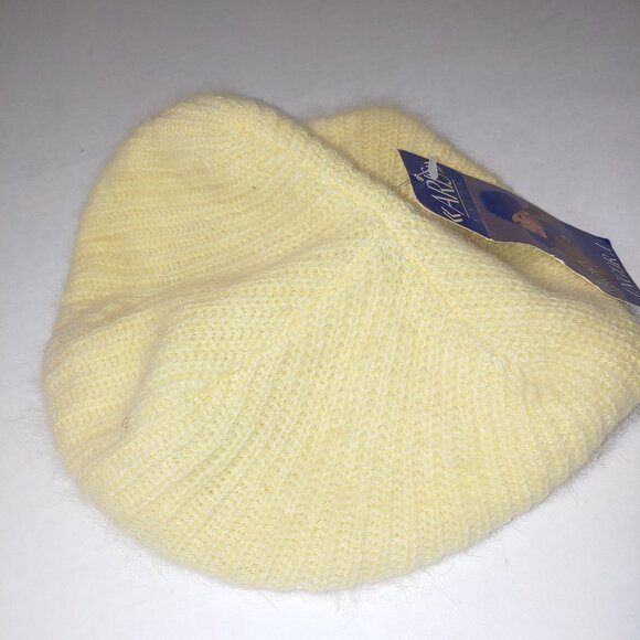 Aris NWT Angora Beret Yellow OS - Picture 5 of 6